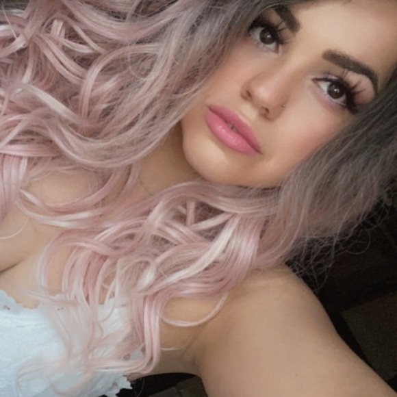 Ombré Pink Bobbi Boss Glueless Lace Wig - Picture 11 of 11